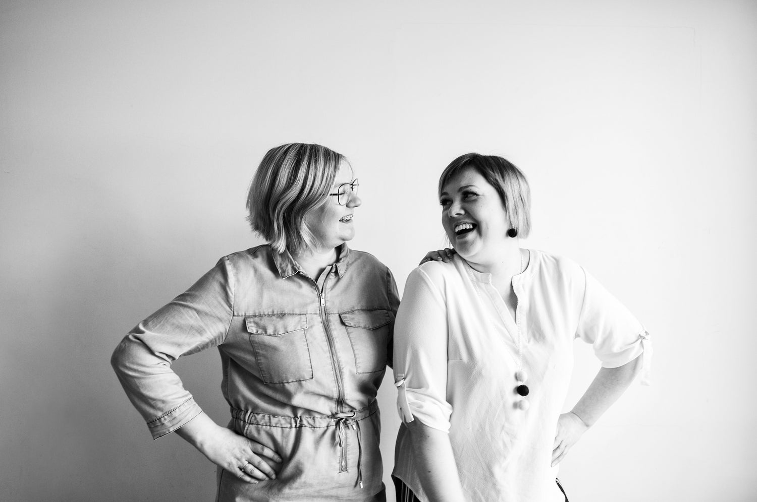 Käsinvärjätytkynttilät